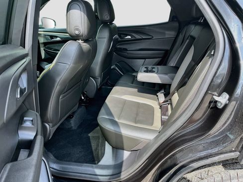 Used 2025 Chevrolet TrailBlazer ACTIV w/ Driver Confidence Package FWD image 23