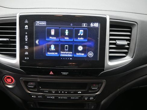 Used 2018 Honda Pilot EX-L image 3