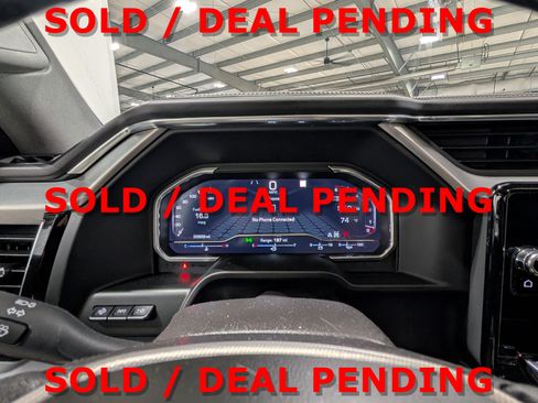 Used 2023 GMC Sierra 1500 Denali w/ Denali Reserve Package AWD/4WD image 31