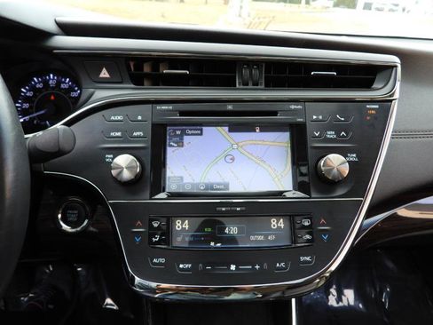 Used 2015 Toyota Avalon Limited image 51