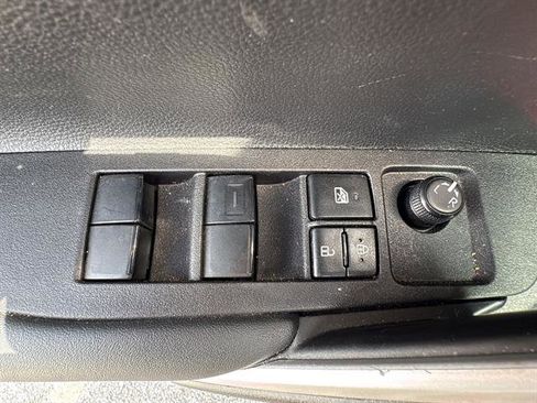 Used 2026 Toyota Corolla Cross XLE w/ Convenience Package AWD/4WD image 16
