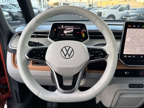New 2025 Volkswagen ID. Buzz Pro S Plus image 29