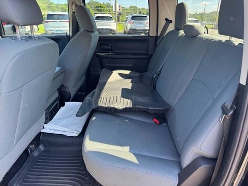 Used 2017 RAM 2500 Tradesman w/ Chrome Appearance Group AWD/4WD image 14