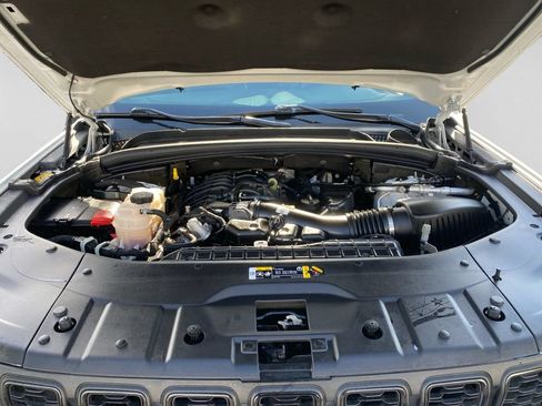 Used 2021 Jeep Grand Cherokee L Laredo RWD image 29