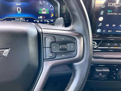 Used 2022 Chevrolet Silverado 1500 ZR2 w/ Technology Package image 25