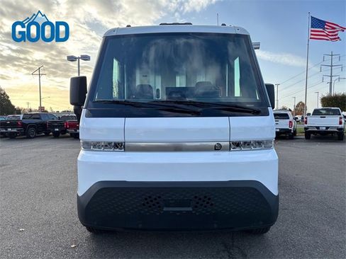 Used 2024 Chevrolet Brightdrop 400 w/ Commercial Equipment Package image 15
