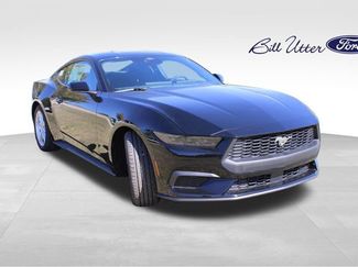 New 2026 Ford Mustang Coupe video 2