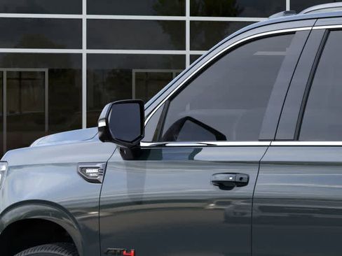 New 2026 GMC Yukon XL AT4 Ultimate AWD/4WD image 12