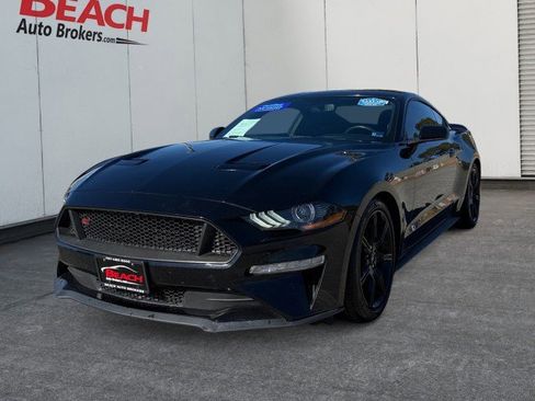 Used 2020 Ford Mustang Coupe w/ Equipment Group 101A image 5