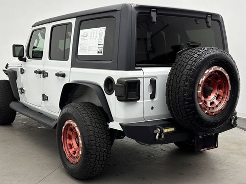Used 2018 Jeep Wrangler Unlimited Sport S image 5