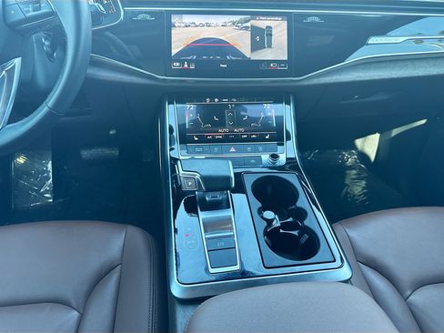 Used 2025 Audi Q7 2.0T Premium image 18