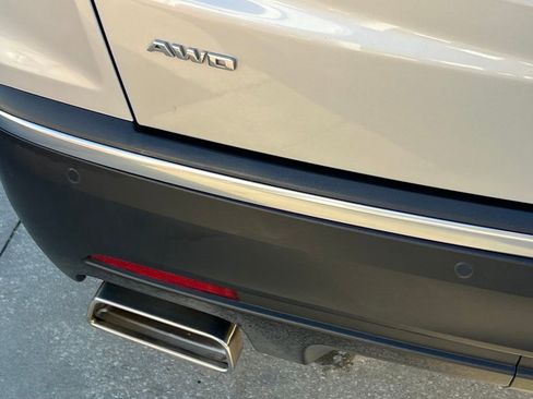 Used 2018 Cadillac XT5 Luxury w/ Driver Awareness Package image 28