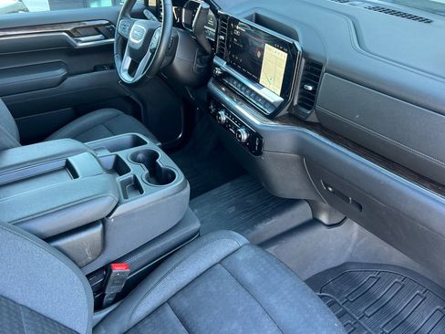 Used 2023 GMC Sierra 1500 Elevation w/ LPO, Elevation Black Package image 12