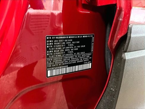 Used 2019 Volkswagen Tiguan SE w/ Panoramic Sunroof Package image 35