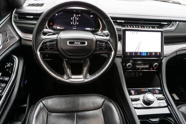 Used 2022 Jeep Grand Cherokee L Overland AWD/4WD image 17