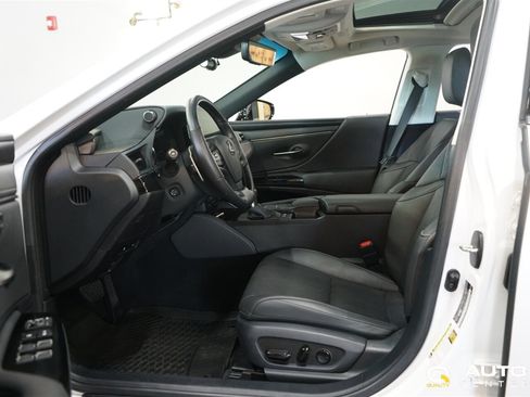 Used 2022 Lexus ES 300h FWD image 15