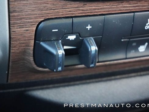 Used 2017 RAM 2500 Laramie w/ Protection Group image 38