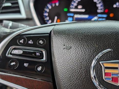Used 2013 Cadillac SRX Premium image 16