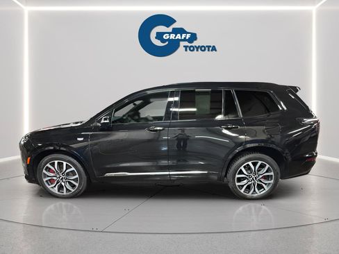 Used 2022 Cadillac XT6 Sport w/ Platinum Package AWD/4WD image 13