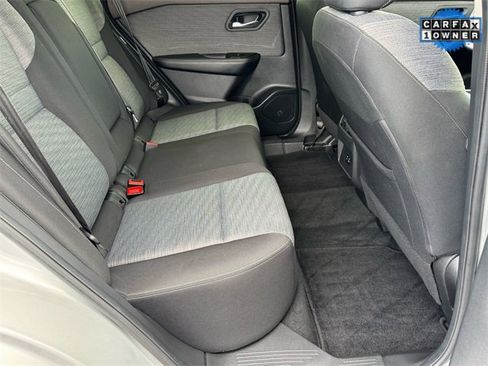 Used 2023 Nissan Rogue SV image 14