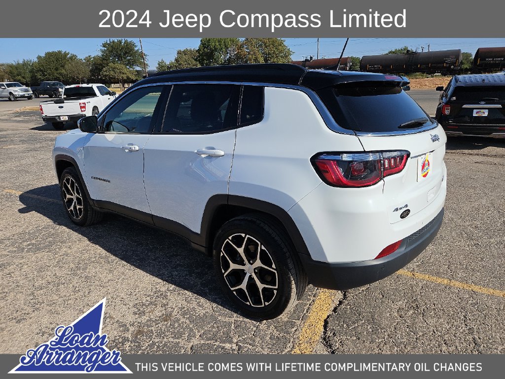 Used 2024 Jeep Compass Limited AWD/4WD image 8