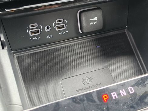 Used 2025 Jeep Grand Cherokee L Altitude AWD/4WD image 24