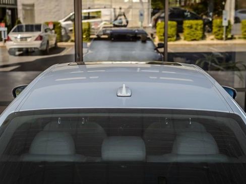 Used 2018 Maserati Ghibli RWD image 10