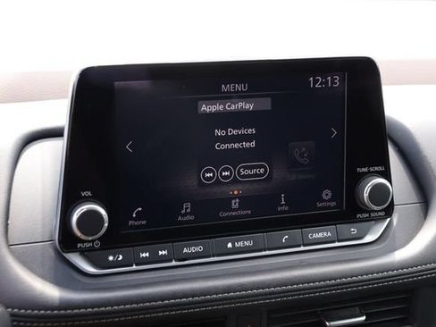 Used 2023 Nissan Rogue S AWD/4WD image 14