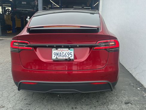Used 2024 Tesla Model X AWD/4WD image 5