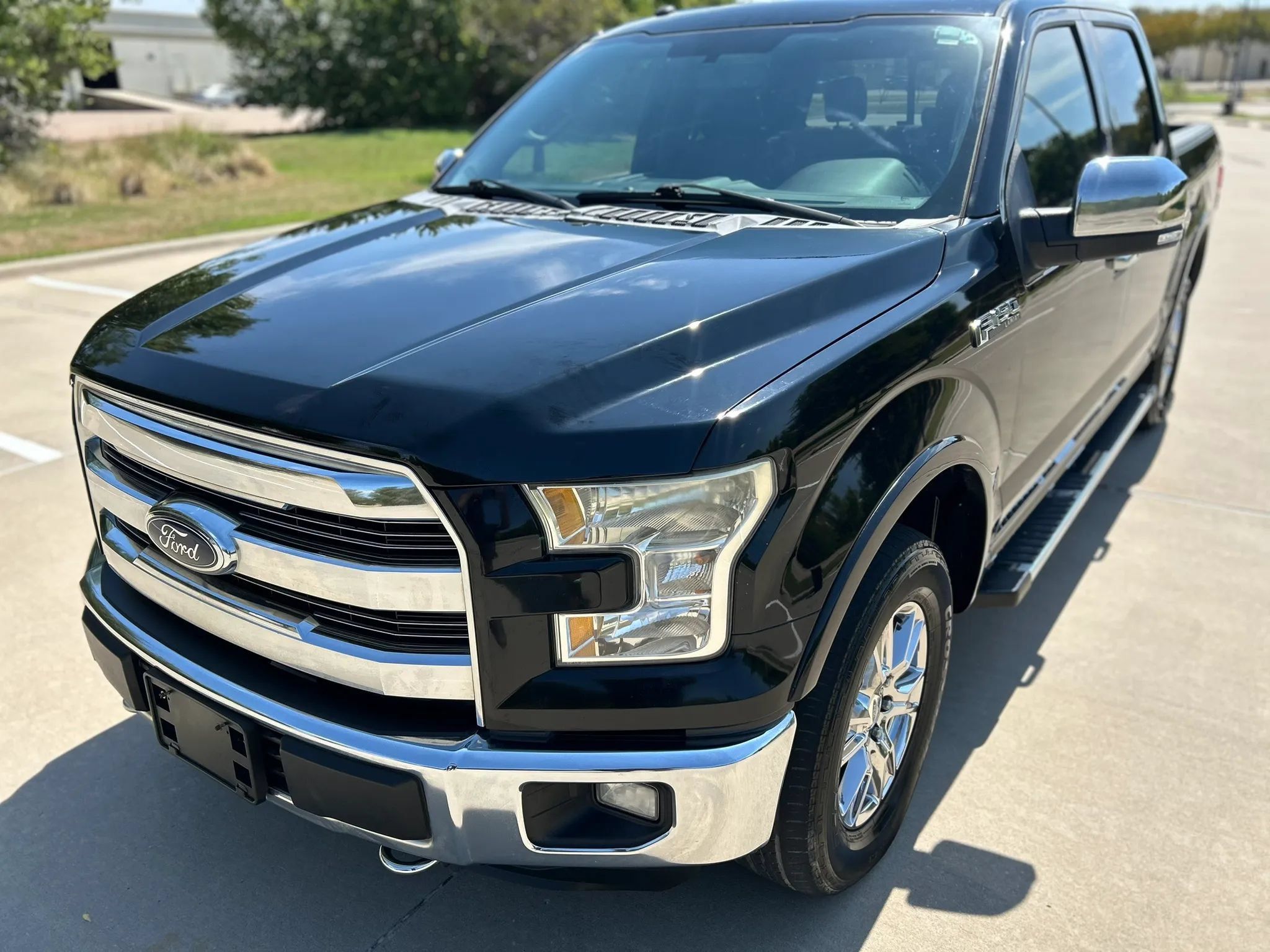 Used 2016 Ford F150 Lariat AWD/4WD image 2