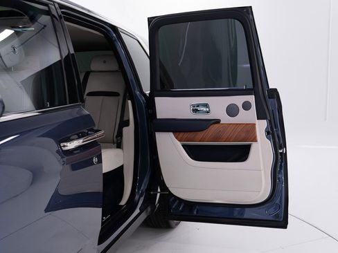 Certified 2020 Rolls-Royce Cullinan image 22