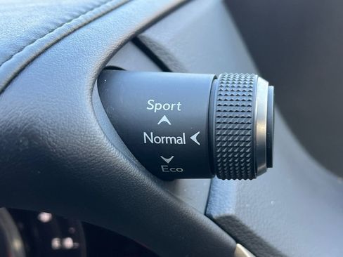 Used 2020 Lexus ES 350 F Sport w/ Accessory Package image 30