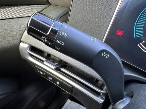 Used 2025 Hyundai Tucson SEL AWD/4WD image 19