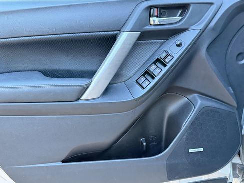 Used 2015 Subaru Forester 2.0XT Touring w/ Eyesight & Navigation System image 22