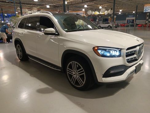 Used 2023 Mercedes-Benz GLS 450 4MATIC image 4