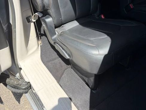 Used 2017 Chrysler Pacifica Touring-L Plus FWD image 12