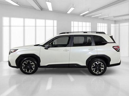 Certified 2025 Subaru Forester Premium w/ Convenience Package #1 AWD/4WD image 4