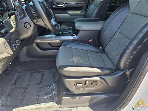 Certified 2025 Chevrolet Silverado 1500 ZR2 w/ Technology Package image 15