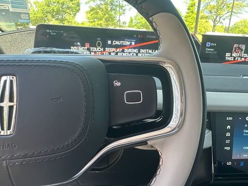 New 2026 Lincoln Navigator L Reserve image 26