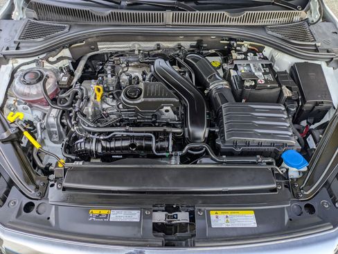 Used 2023 Volkswagen Jetta S image 29