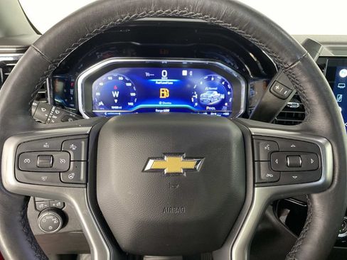 Used 2022 Chevrolet Silverado 1500 LT AWD/4WD image 15