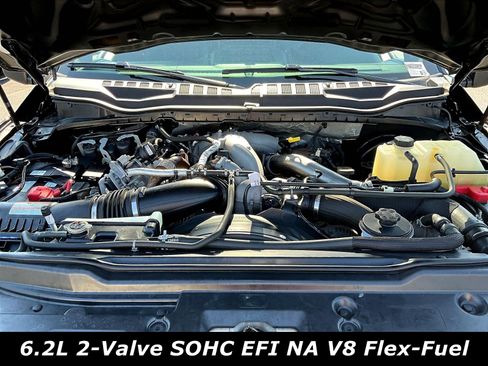 Used 2022 Ford F250 Lariat w/ Black Appearance Pkg AWD/4WD image 31