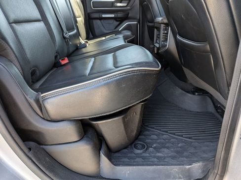 Used 2020 RAM 1500 Laramie image 19