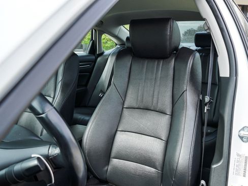 Used 2019 Honda Accord EX-L image 16