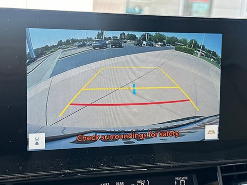 New 2026 Toyota Sienna Limited FWD image 22
