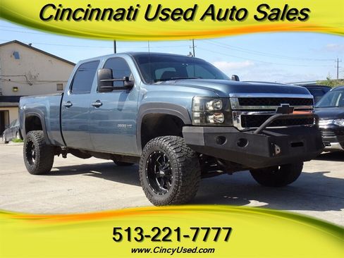 Used 2011 Chevrolet Silverado 2500 LTZ w/ LTZ Plus Package AWD/4WD image 1