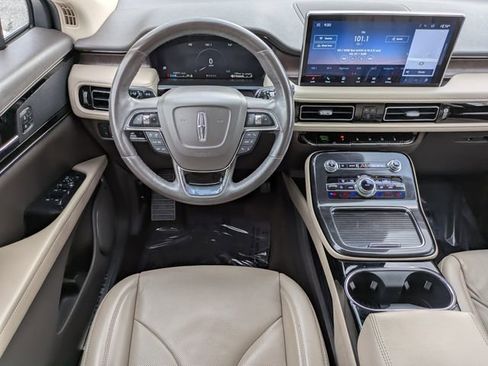 Certified 2022 Lincoln Nautilus Reserve w/ Class II Trailer Tow Package FWD image 15