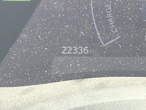 Used 2025 Toyota Camry LE image 39