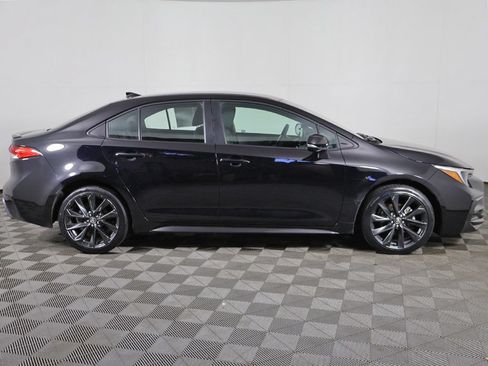Used 2025 Toyota Corolla SE FWD image 15