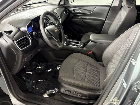 Used 2023 Chevrolet Equinox LT FWD image 24